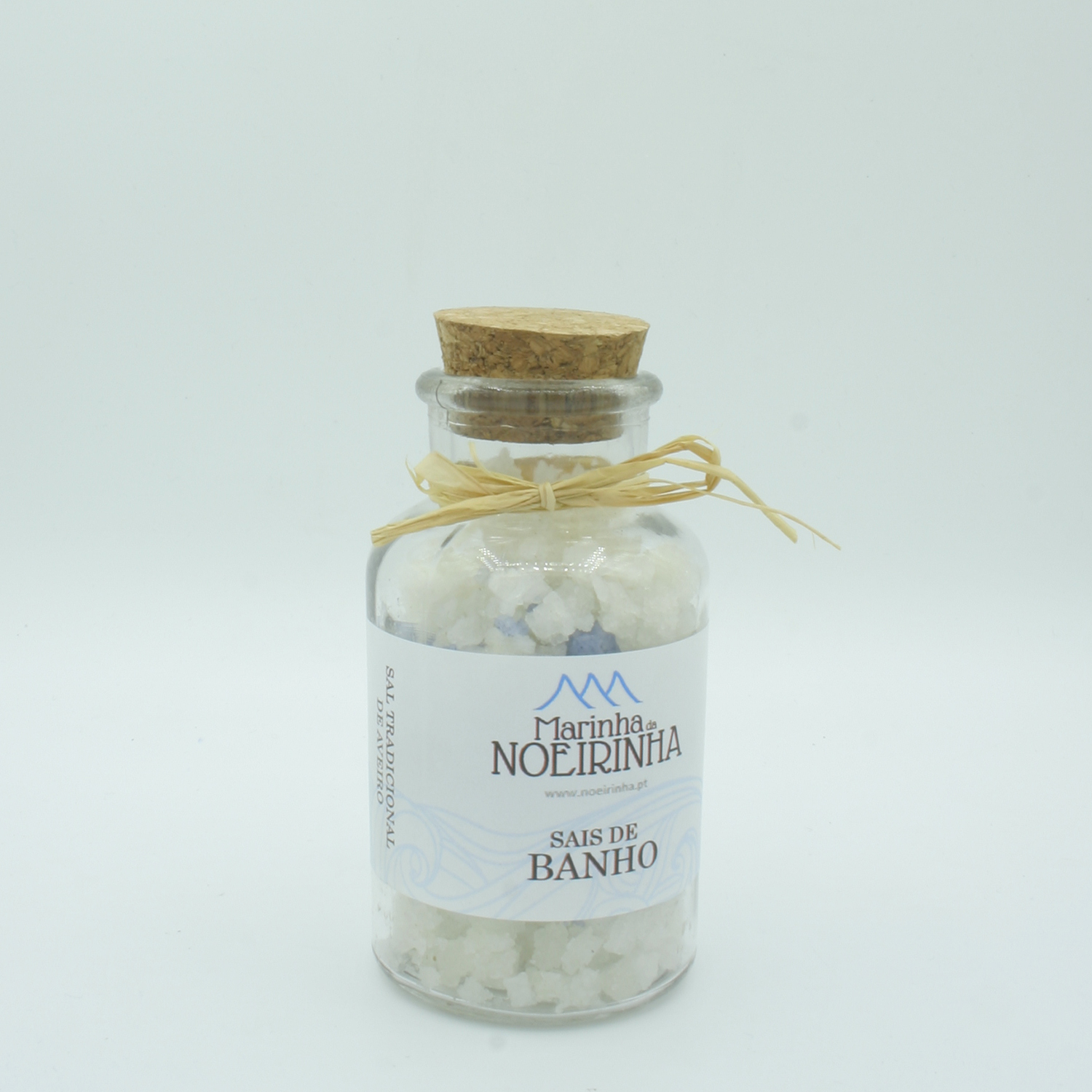 Noeirinha: brand, packaging, online shop and communications for a salt pan